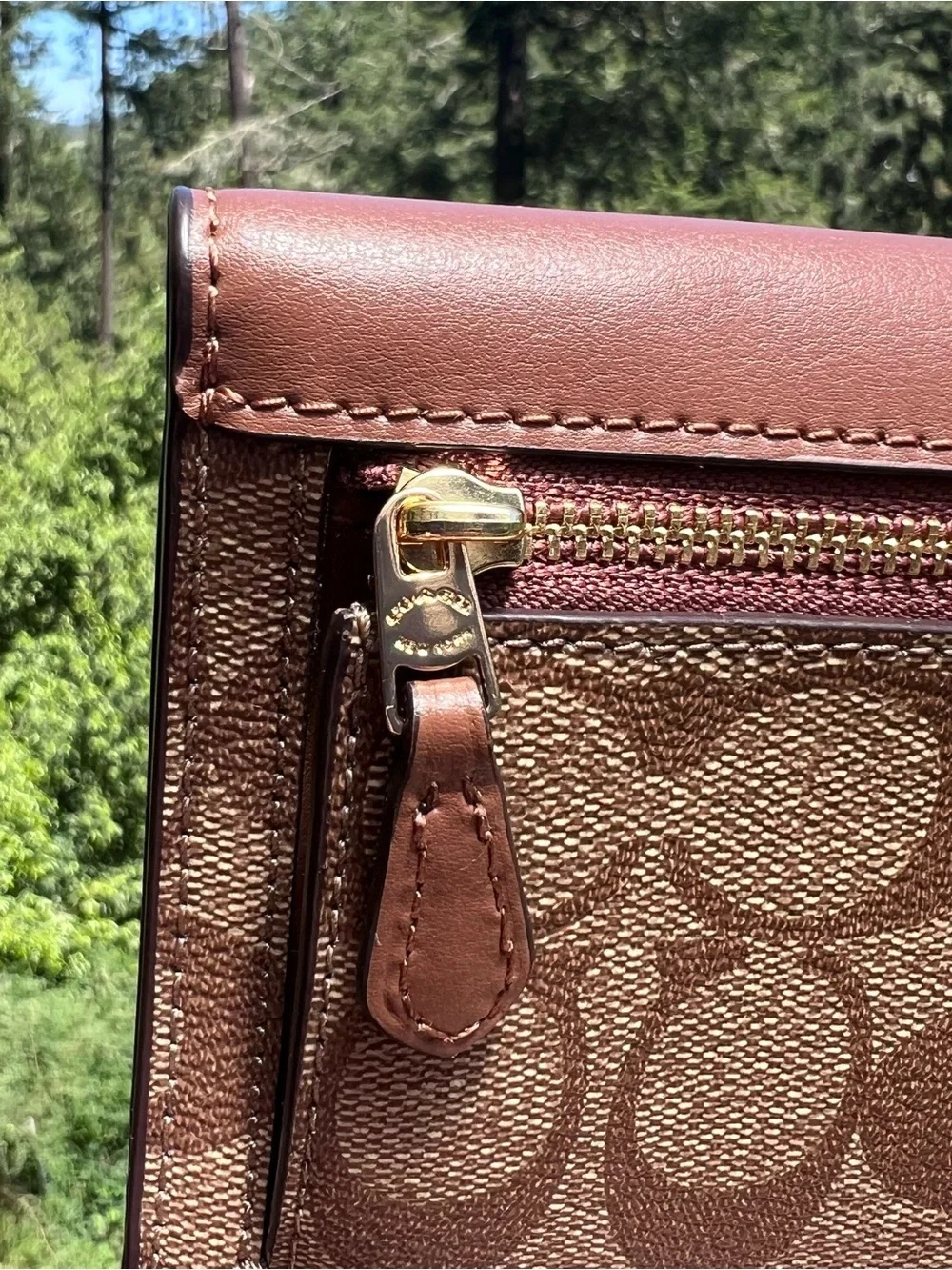 COACH Leather Trifold Wallet Brown w Gold Hardware AUTHENTIC